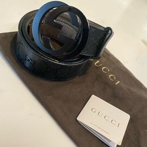 Men’s GUCCI belt